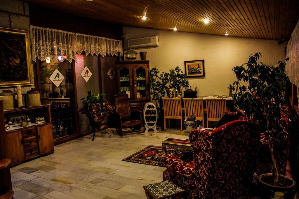 Antik Motel ألاتشاتي المظهر الخارجي الصورة