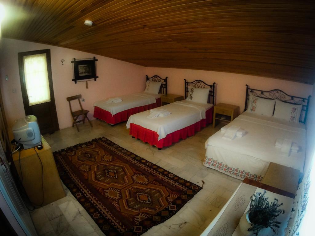 Antik Motel ألاتشاتي المظهر الخارجي الصورة