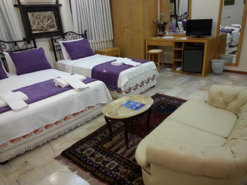 Antik Motel ألاتشاتي المظهر الخارجي الصورة