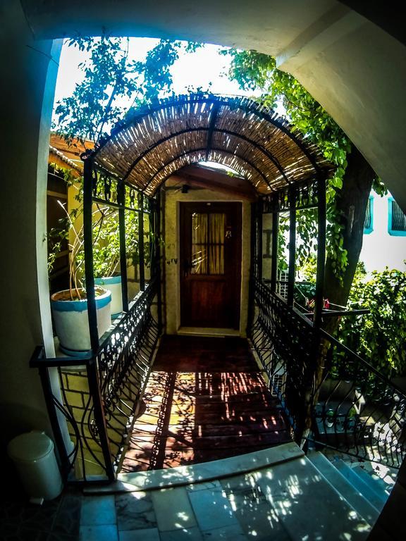 Antik Motel ألاتشاتي المظهر الخارجي الصورة