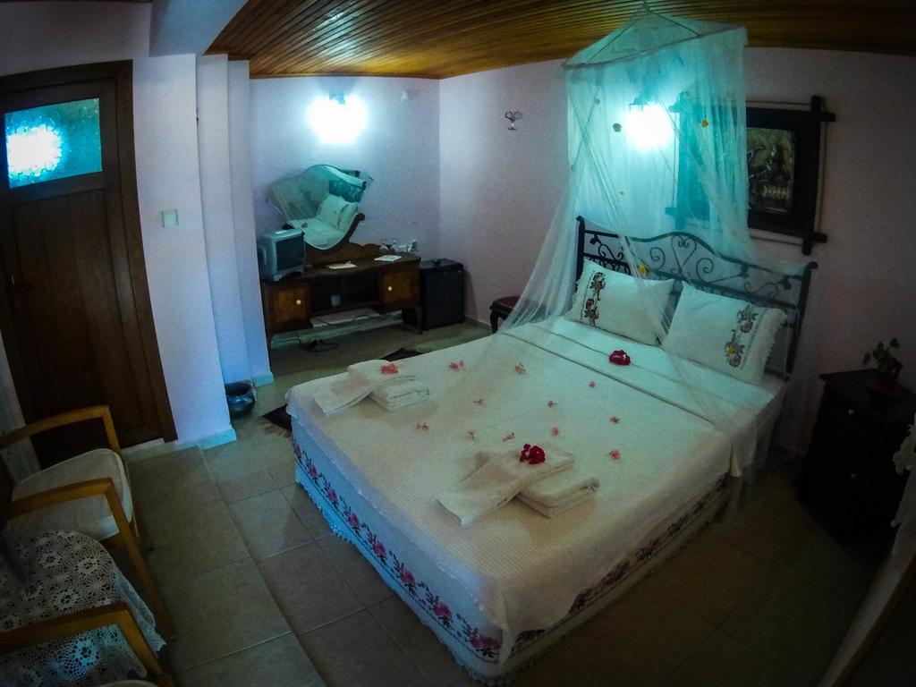 Antik Motel ألاتشاتي المظهر الخارجي الصورة